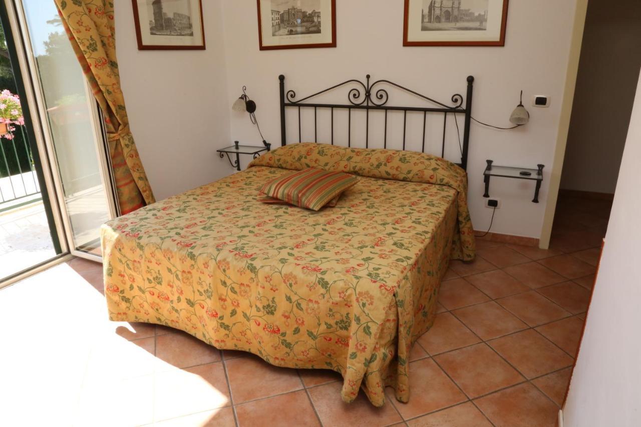 Tenuta Di Pietra Porzia Monte Porzio Catone Luaran gambar